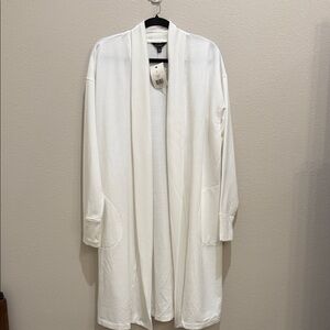 New with tags The Limited ivory duster/jacket with pockets!  Size XL